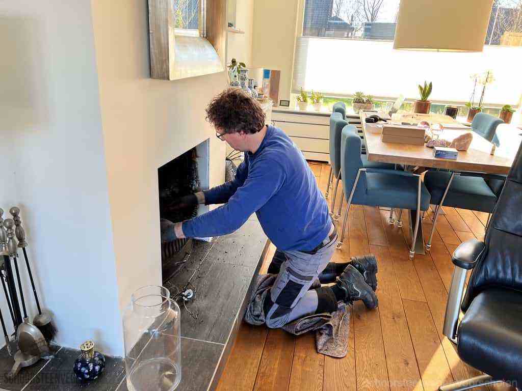 Schouwveger Voorschoten kleed schoorsteenreiniger Schouwveger Voorschoten kleed schoorsteenreiniger